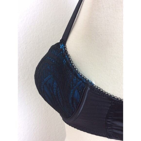 Frederick's of Hollywood Lingerie Bra Lace Satin - Picture 4 of 9